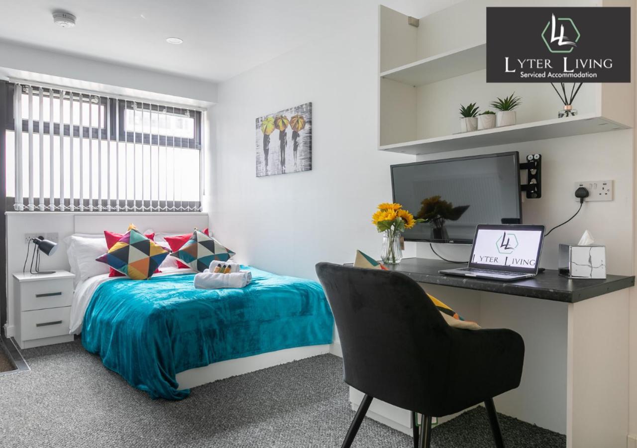 Studio Apartments By Lyter Living Desks & Wifi - Monthly Stays Available 莱切斯特 外观 照片