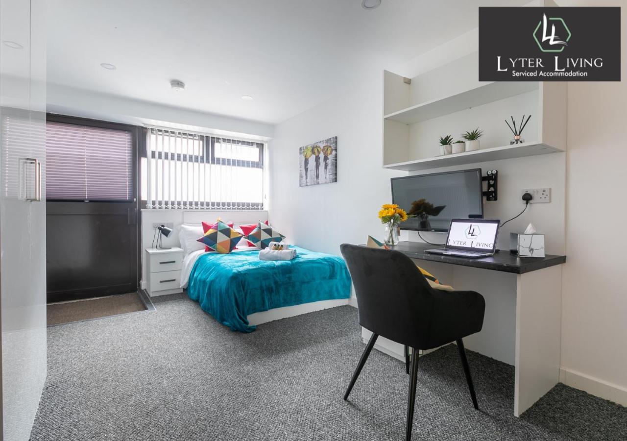 Studio Apartments By Lyter Living Desks & Wifi - Monthly Stays Available 莱切斯特 外观 照片