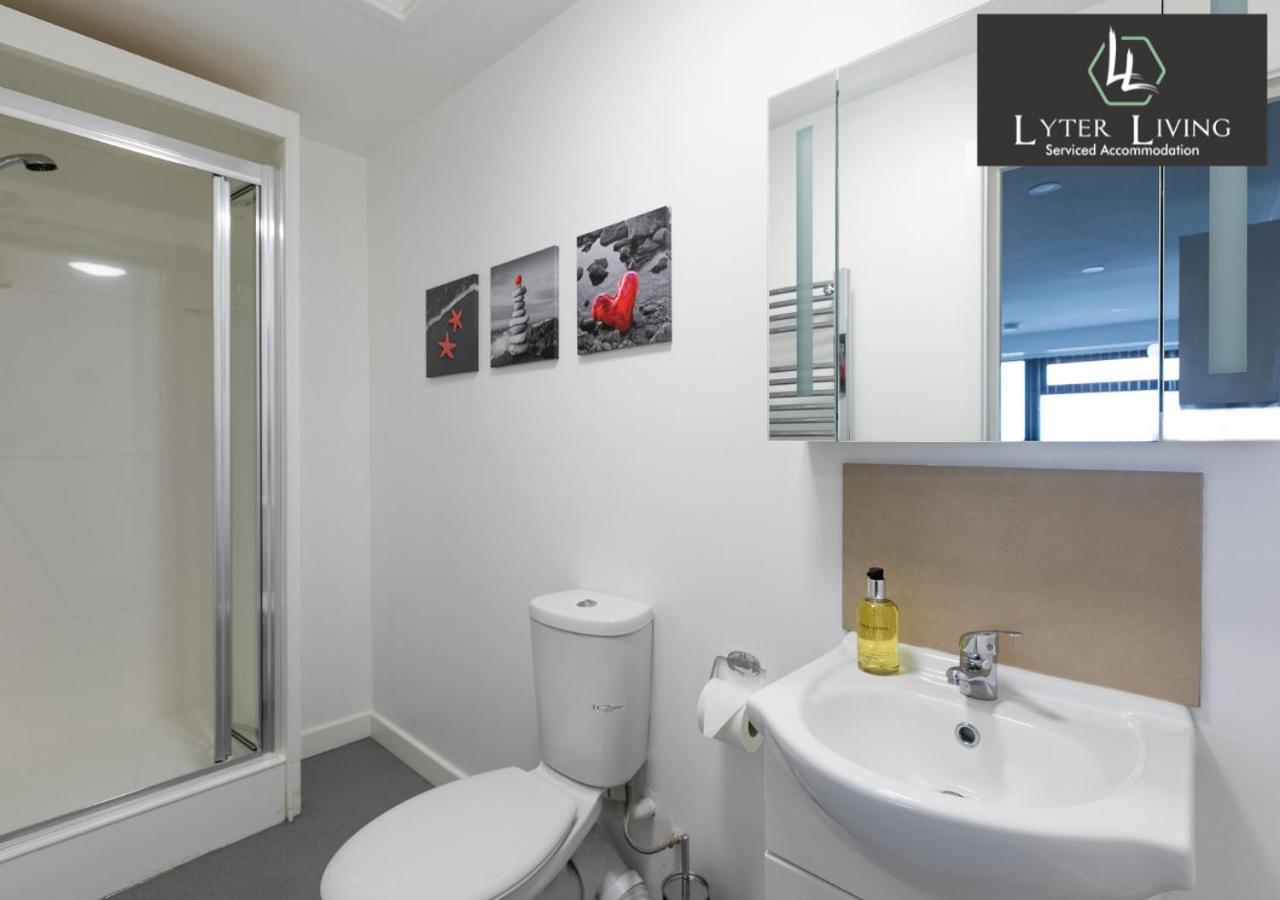 Studio Apartments By Lyter Living Desks & Wifi - Monthly Stays Available 莱切斯特 外观 照片