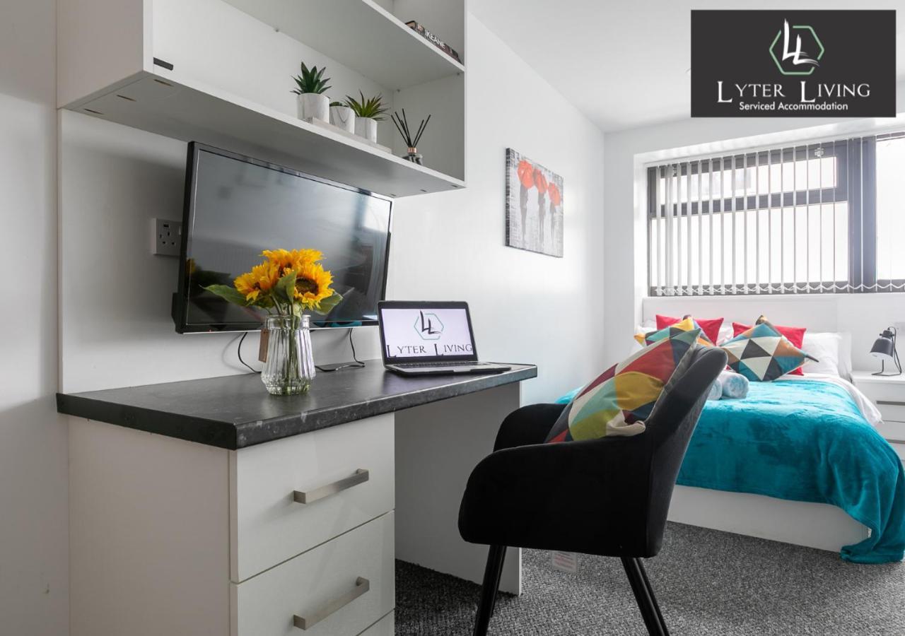 Studio Apartments By Lyter Living Desks & Wifi - Monthly Stays Available 莱切斯特 外观 照片
