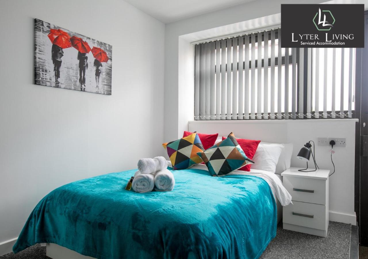 Studio Apartments By Lyter Living Desks & Wifi - Monthly Stays Available 莱切斯特 外观 照片
